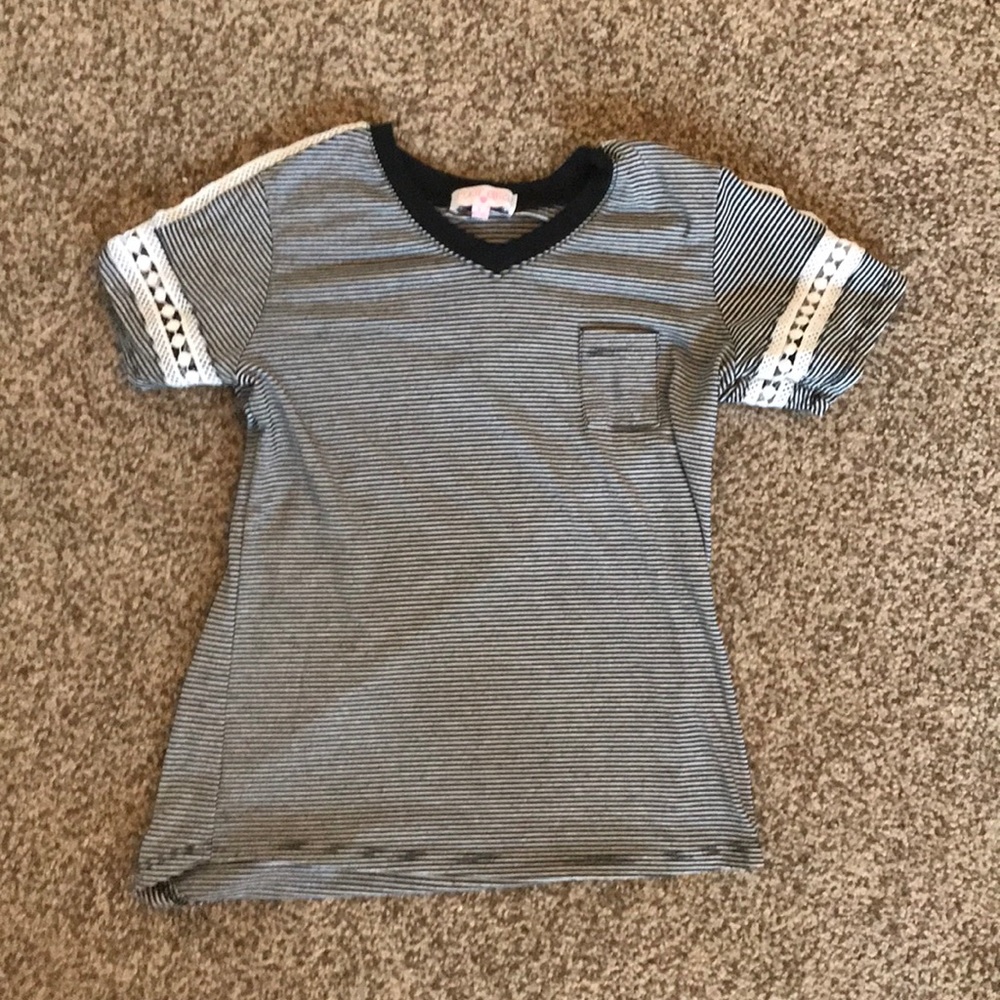 Poof! girls size large shirt
